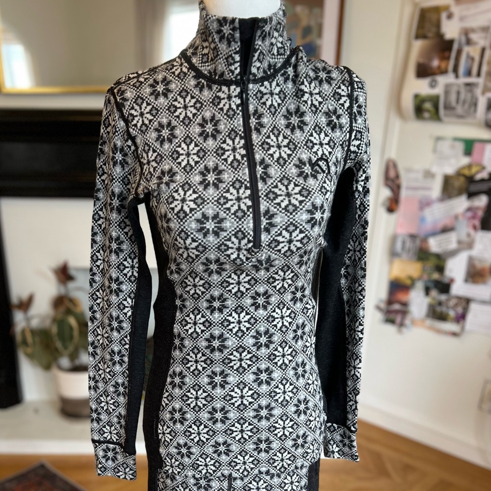 Kari Traa Baselayer 100% Merino Half Zip Top